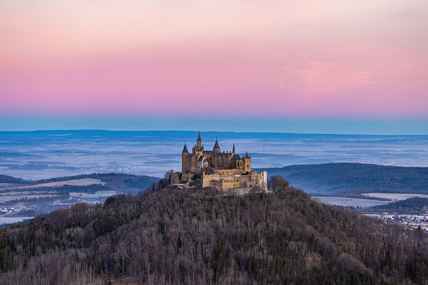 Sonnenaufgang an der Burg Hohenzollern