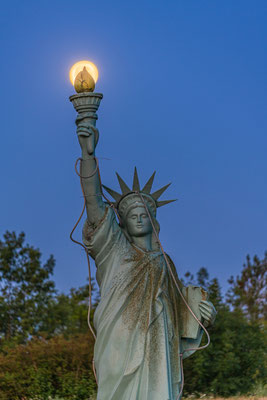 Vollmond bei Miss Liberty