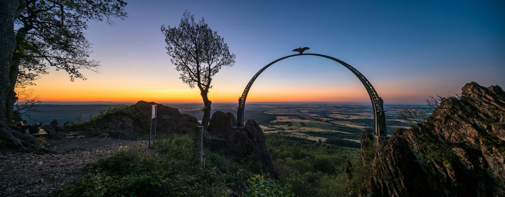 Morgenrot am Adlerbogen