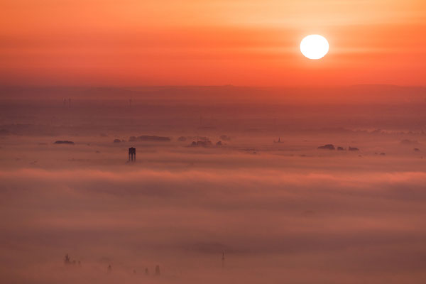 Sonnenaufgang am Hambacher Schloss