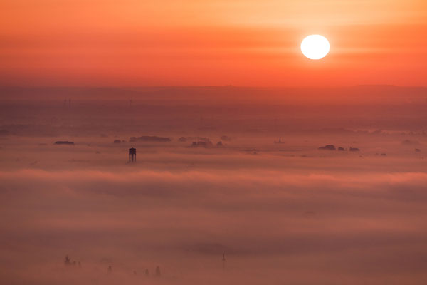 Sonnenaufgang am Hambacher Schloss