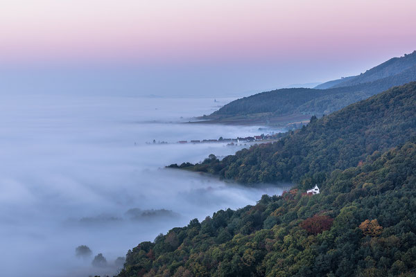 Blick nach Süden übers Nebelmeer der Haardt