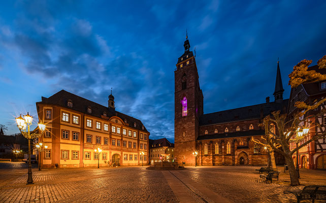 Blaue Stunde am Neustadter Marktplatz