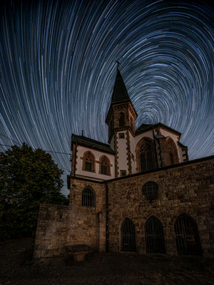 Startrails (Sternspuren) an der Annakapelle