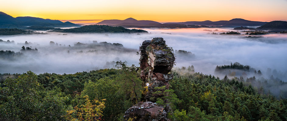 Nebelmorgen an den Geiersteinen