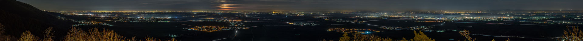 Nächtlicher Blick über die Rheinebene