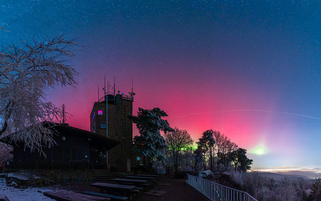 Starke Polarlichter über der Kalmit