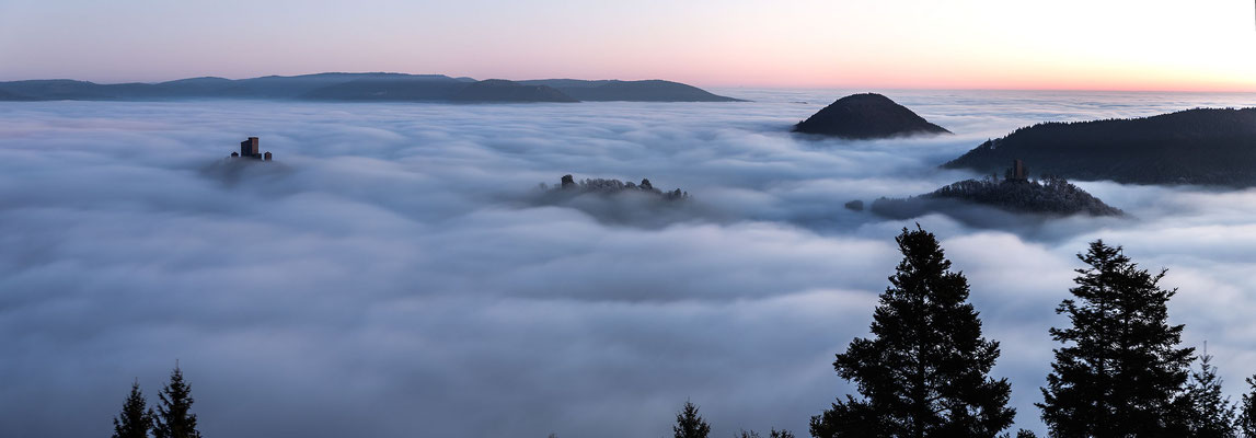 Wunderbare Nebelstimmung am Rehbergturm