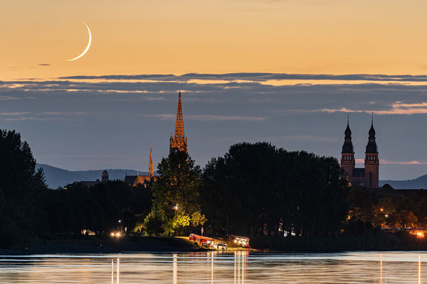 Monduntergang bei Speyer