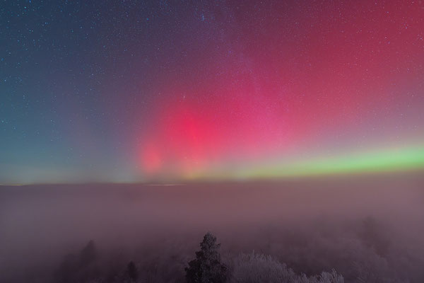 Starke Polarlichter am Luitpoldturm