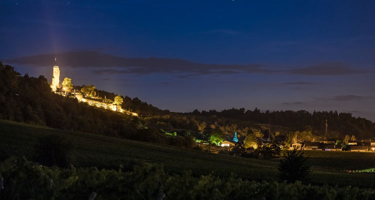 Wachtenburg bei Nacht