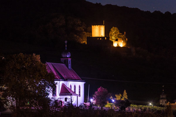 Dionysioskapelle und Burg Landeck