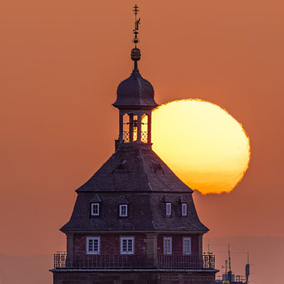 Sonnenaufgang im Saharastaub