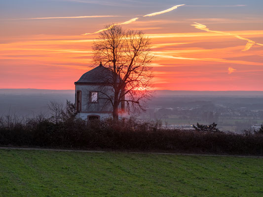 Morgenstimmung am Deidesheimer Tempel