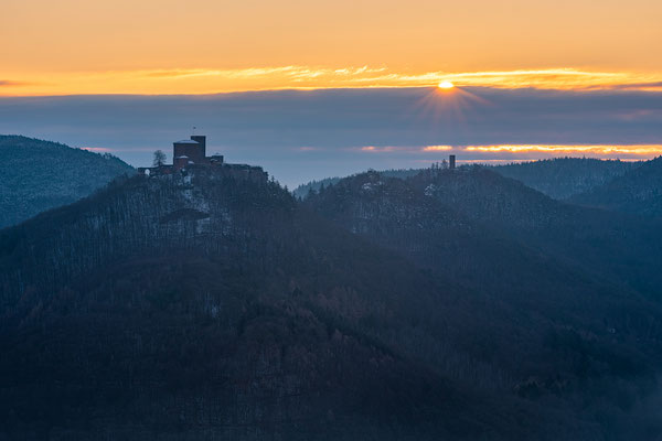 Wintermorgen auf dem Sommerfels