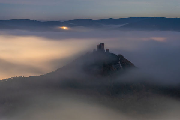 Nebelmorgen am Rehbergturm