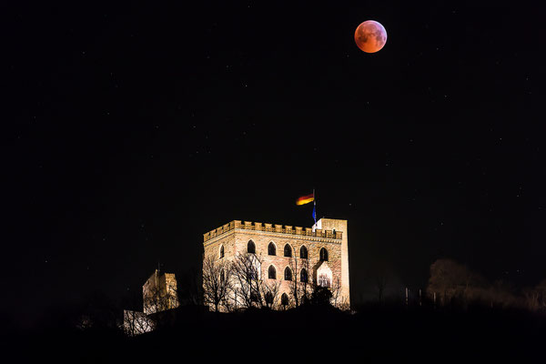 Mondfinsternis am Hambacher Schloss
