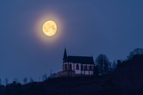 Vollmonduntergang Annakapelle
