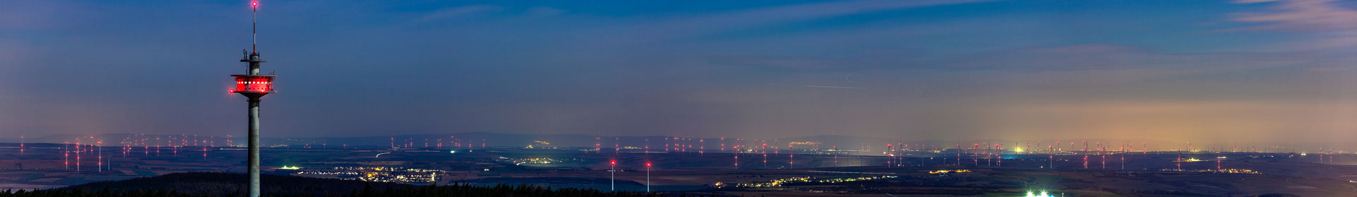 Blick nach Norden über Rheinhessen und Taunus