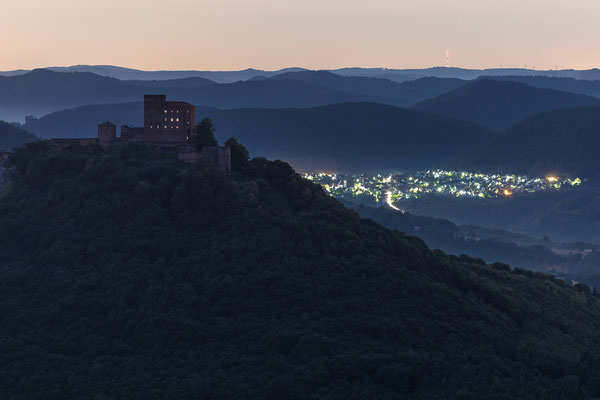 Nachts auf dem Hohenberg