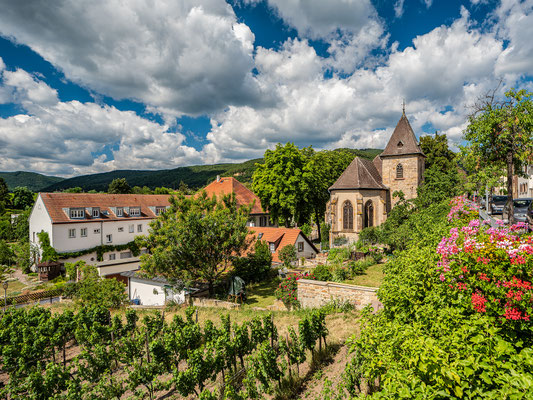 An der Nikolauskapelle in Gimmeldingen
