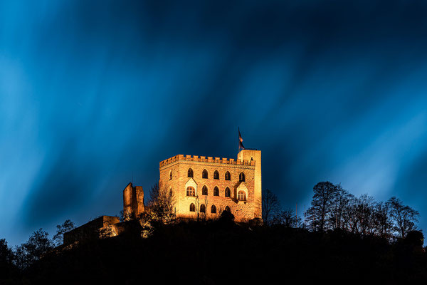 Blaue Stunde am Hambacher Schloss