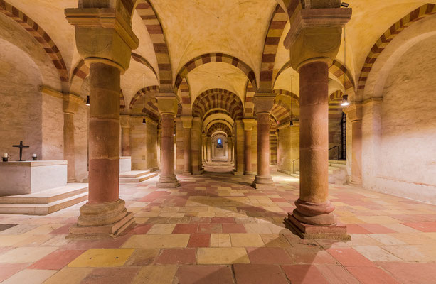 Die Krypta im Speyerer Dom
