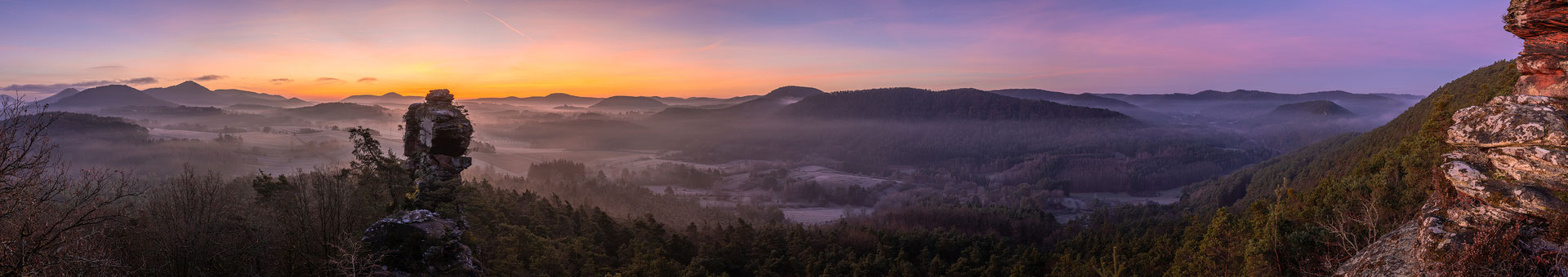 Dunstige Morgenstimmung an den Geiersteinen
