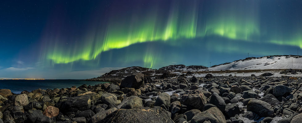 Polarlichter in Norwegens Norden, 120 x 60 cm, Gallery-Print, Rückseitige Hängung mit Aluminiumschiene, 380 €