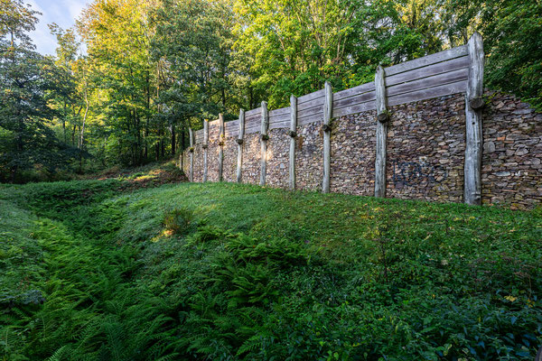 Keltenmauer auf dem Gipfel
