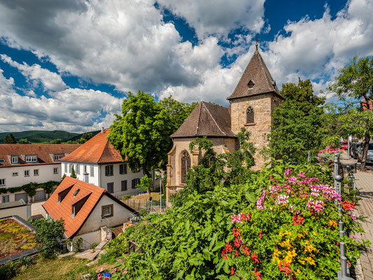 An der Nikolauskapelle in Gimmeldingen
