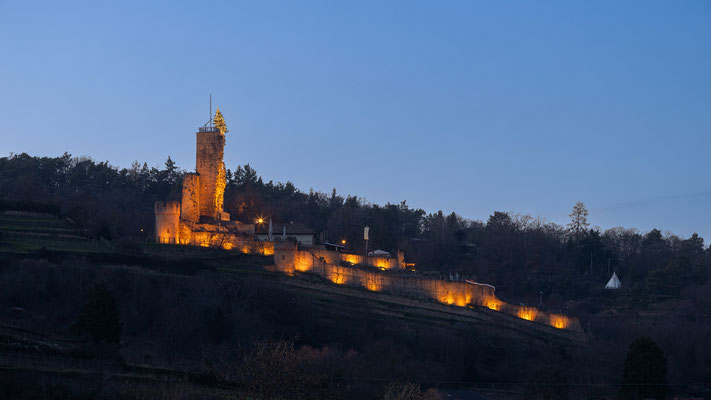 Abendliche Wachtenburg