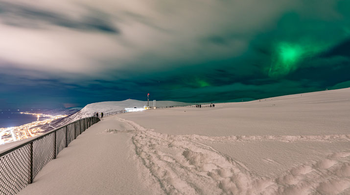 2 Stunden nach der Ankunft - erste Polarlichter auf dem Fjellheisen!!