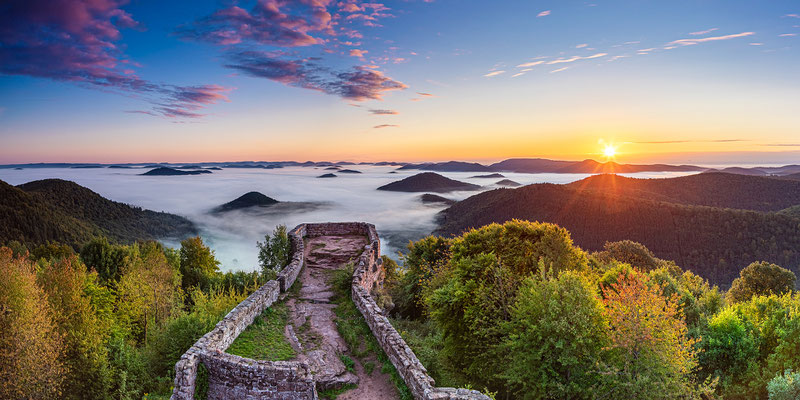 Sonnenaufgang an der Wegelnburg, 120 x 60 cm, Alu-Dibond, Rückseitige Hängung mit Aluminiumschiene, 320 €