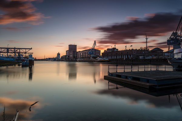 Abendstimmung am Karlsruher Hafen