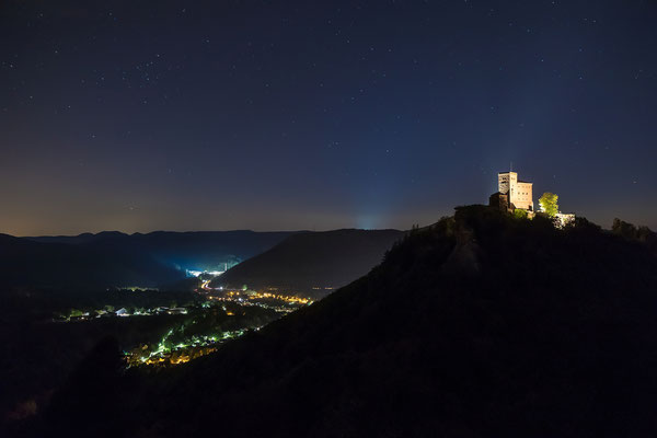 Klare Sternennacht am Trifels