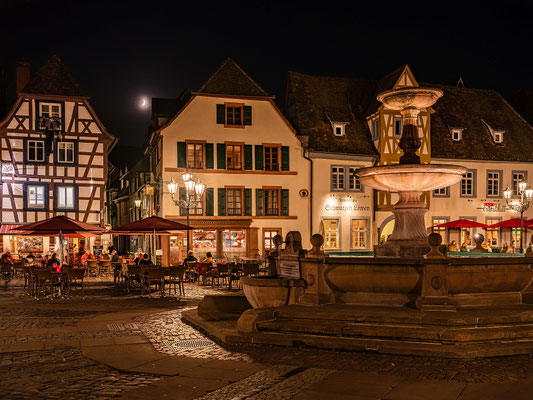 Blaue Stunde in Neustadts Altstadt