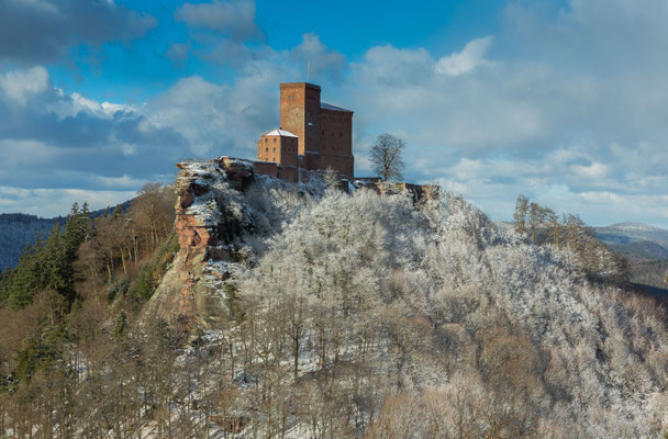 Burg Trifels im Winter