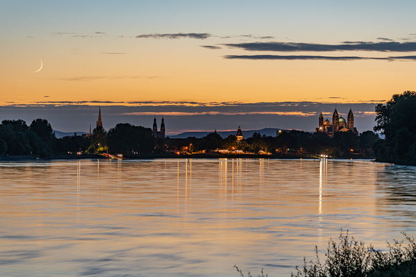 Monduntergang bei Speyer
