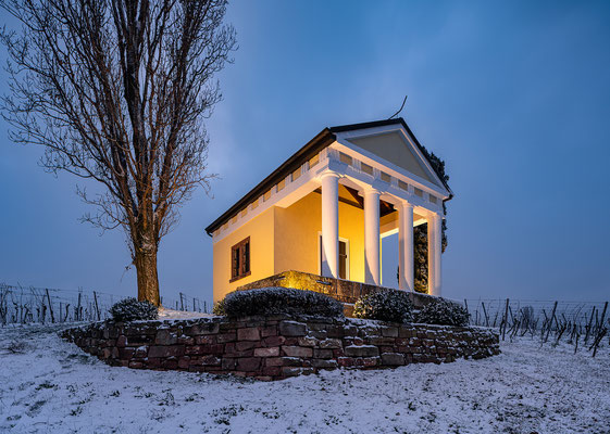 Winterleuchten am Pavillon bei Maikammer