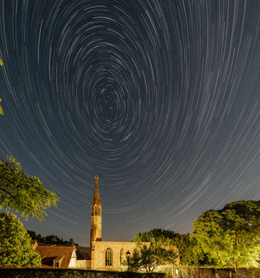 Startrails (Sternspuren) am Kloster Rosenthal