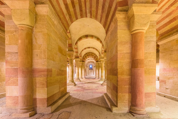 Die Krypta im Speyerer Dom