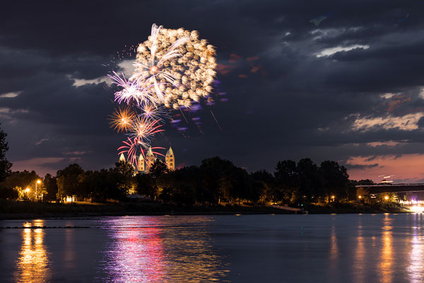 Abschlußfeuerwerk zum Bretzelfest