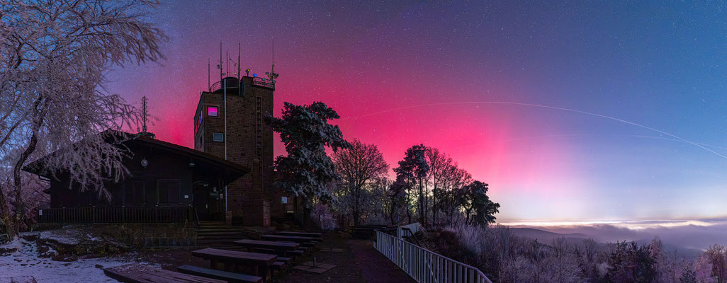 Starke Polarlichter über der Kalmit