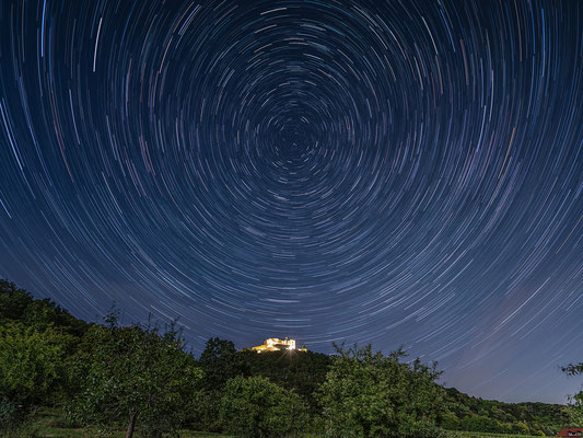 Startrails (Sternspuren) am Hambacher Schloss