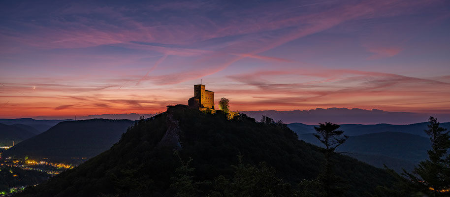 Blaue Stunde am Trifels