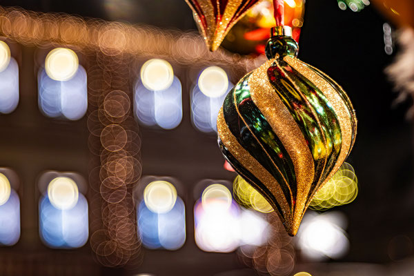 Verschneiter Weihnachtsmarkt in Neustadt