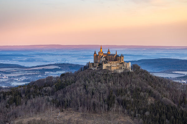 Sonnenaufgang an der Burg Hohenzollern