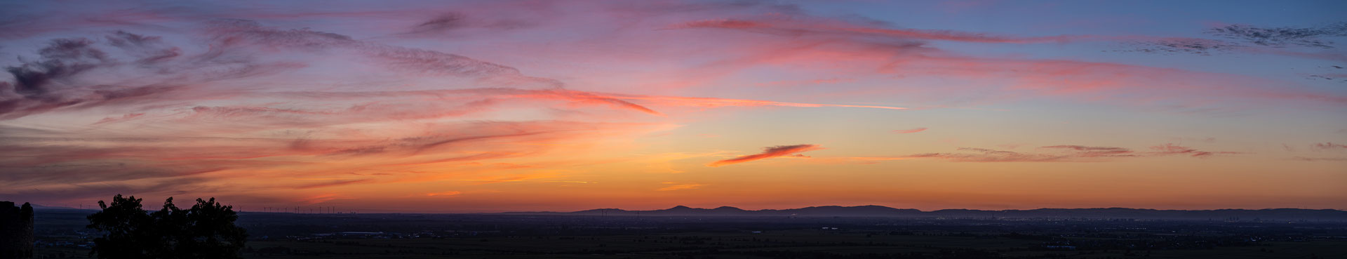 Sonnenaufgang an der Wachtenburg