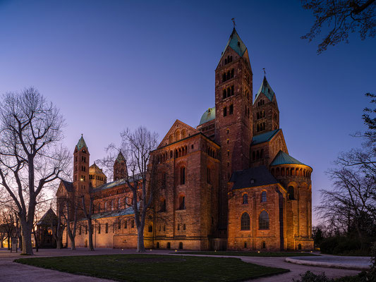 Blaue Stunde am Dom